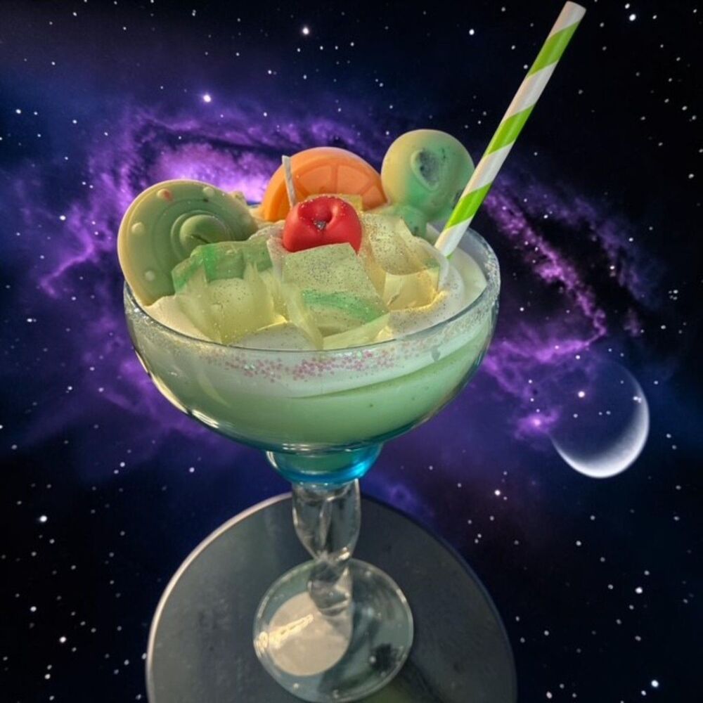 Handcrafted Out of This World Margarita – Alien Encounter Candle